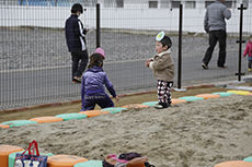 Ishinomaki-Higashi Nursery School. Dedication Ceremony.