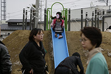 Ishinomaki-Higashi Nursery School. Dedication Ceremony.