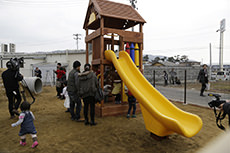 Ishinomaki-Higashi Nursery School. Dedication Ceremony.