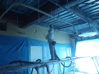 Ishinomaki-Higashi Nursery School under construction. October 2013 Refractory coating construction work.